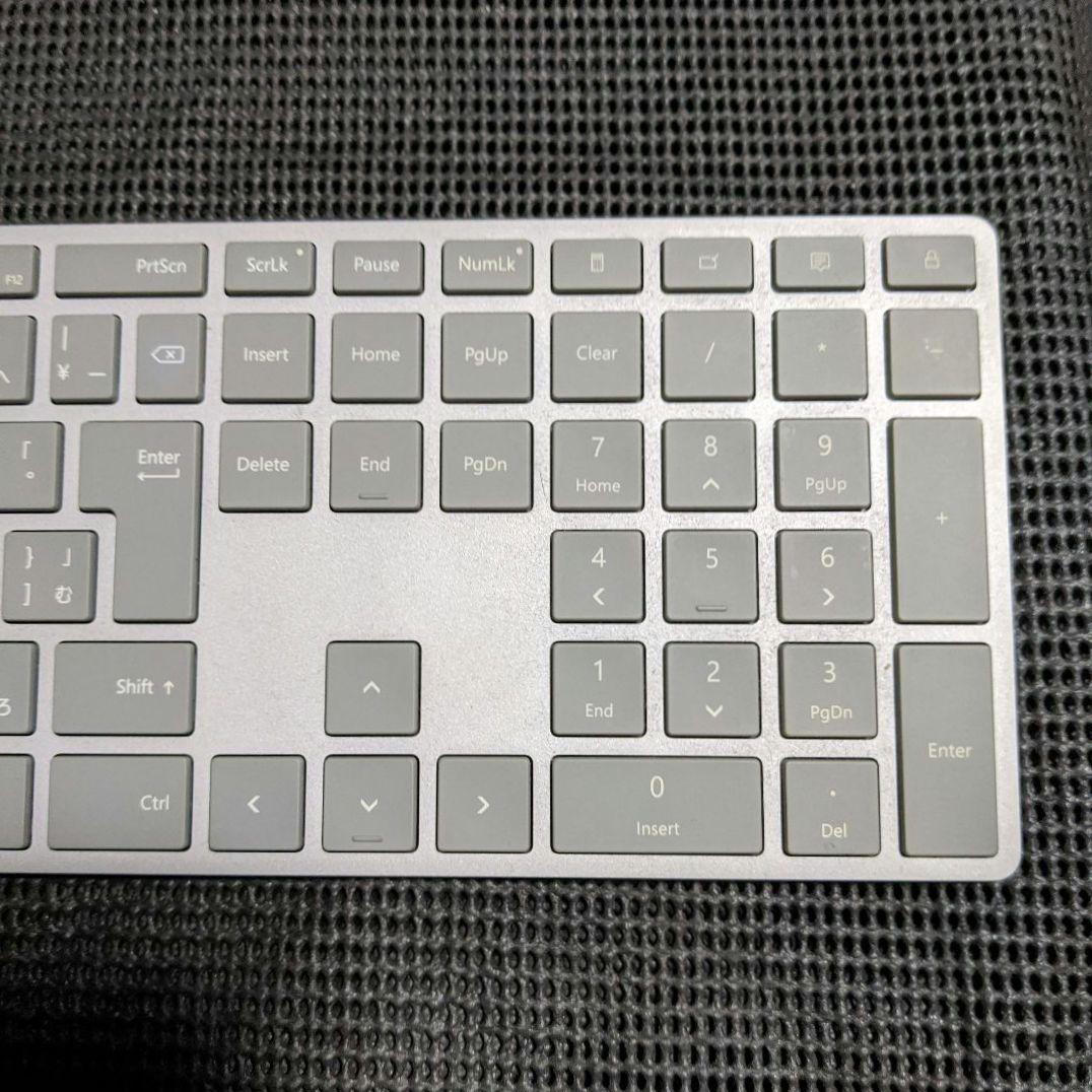 Microsoft Surface ワイヤレスキーボード+Lenovo ペン