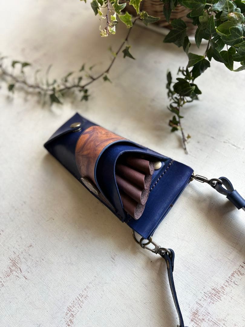 手染めネイビーのコンパクトシザーケース