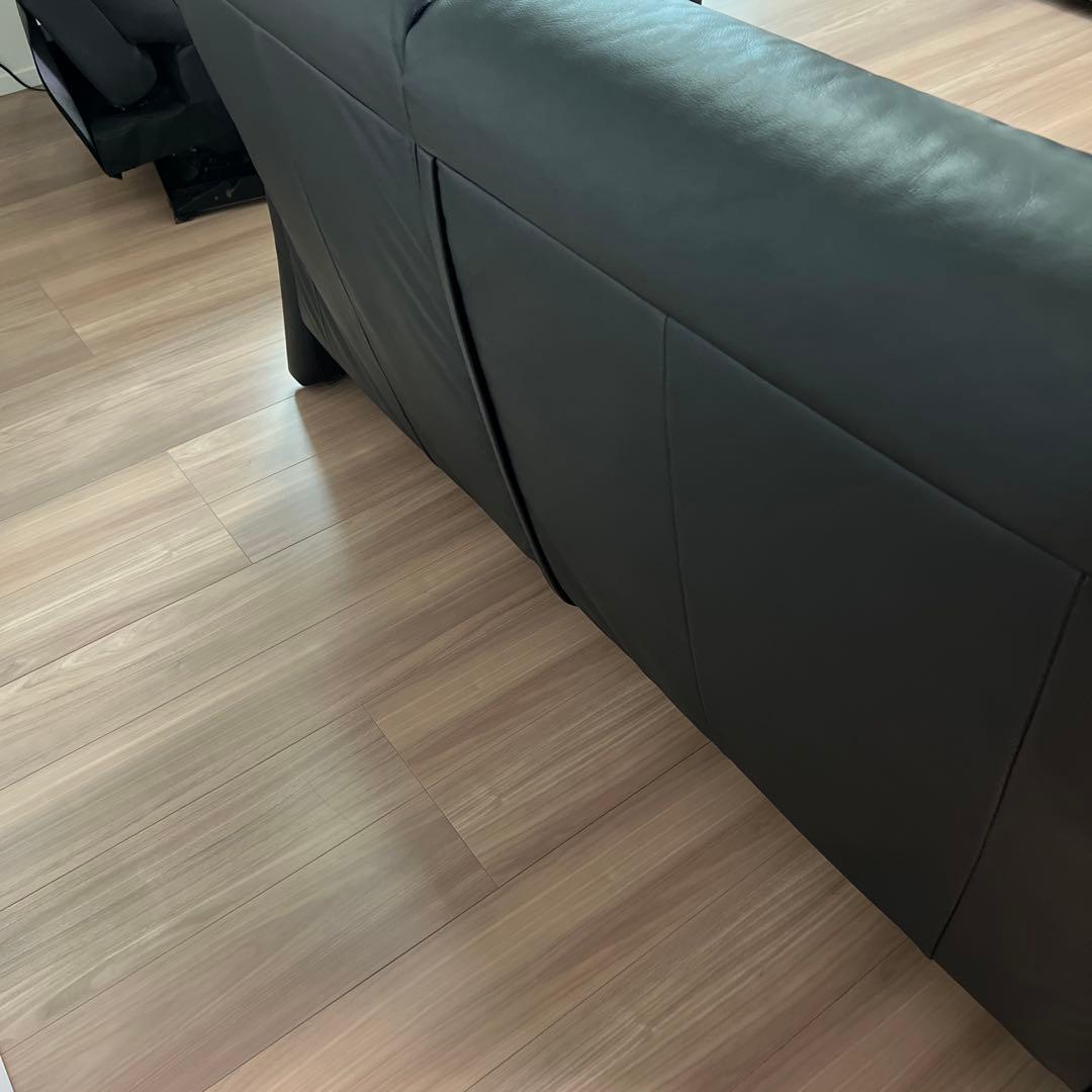 IDC大塚家具取扱 ■ヒモラ社TANGRAM 本革 2.5人掛けソファドイツ製