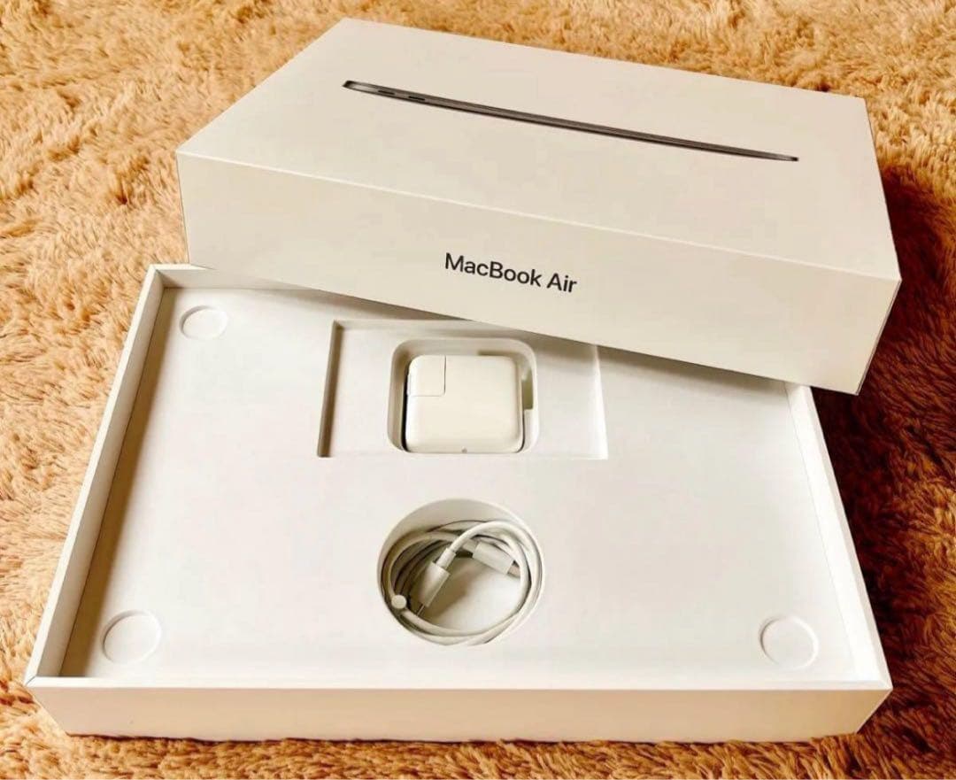 美品 MacBook Air 2018 / Windows11 PRO