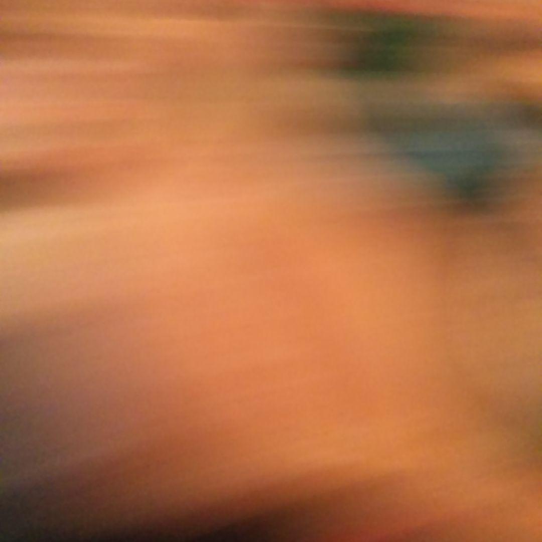 絵画　不思議な光景