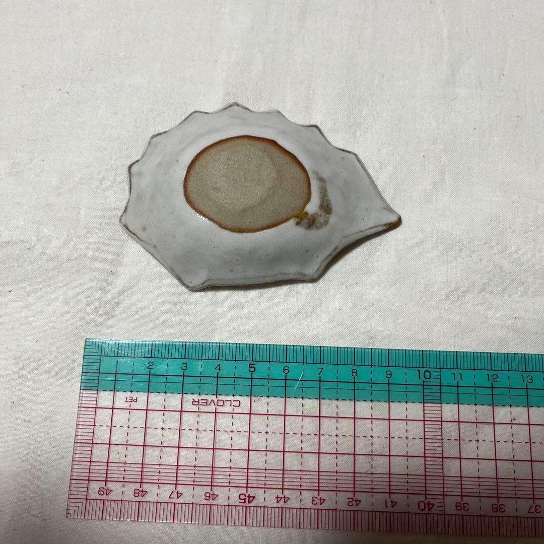美品　キエリ舎　豆皿　4点セット　鳥　蝶々　ハリネズミ　ライオン　小皿