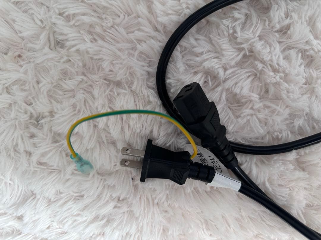 23.8インチ144Hz ゲーミングモニター 黒色ディスプレイ 本体