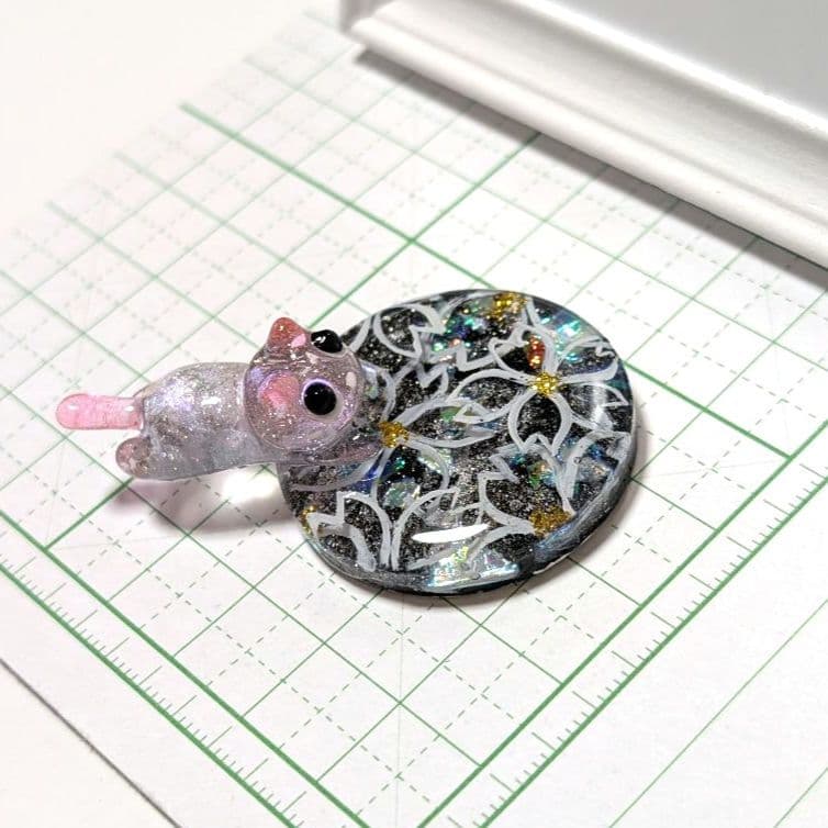 猫　レジンヘアゴム　桜 ブラック