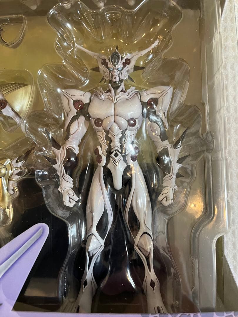 強殖装甲ガイバー BFC-MAX12 獣神将 ゾアロード イマカラム