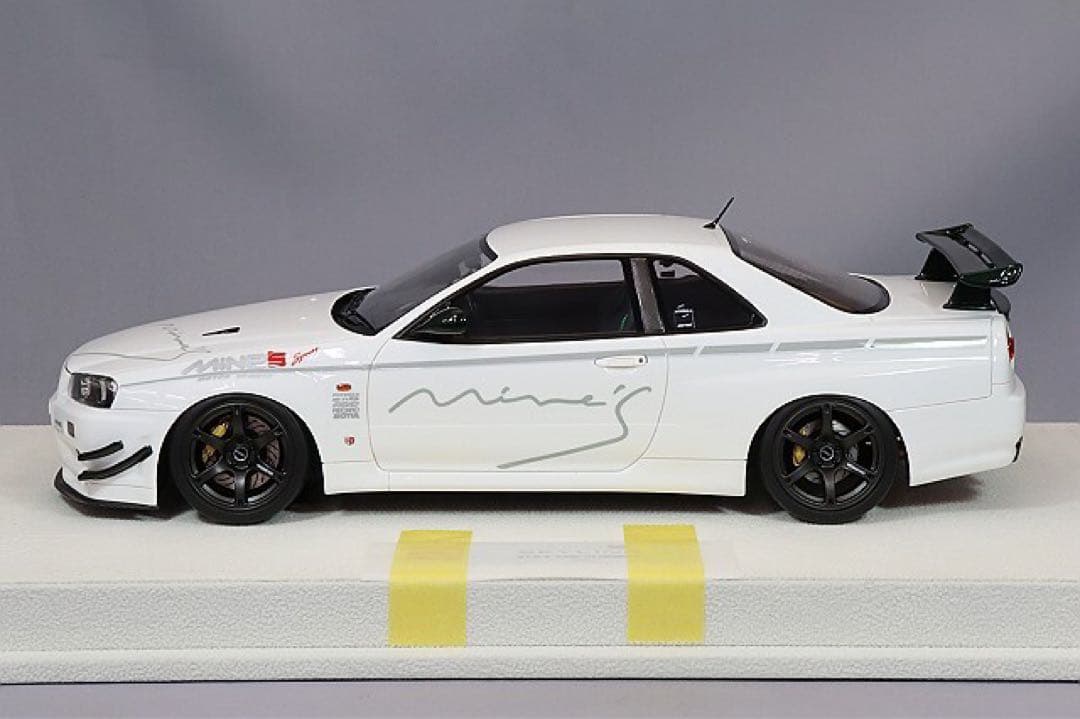 アイドロン　Mine's GT-R (BNR34) V・spec N1