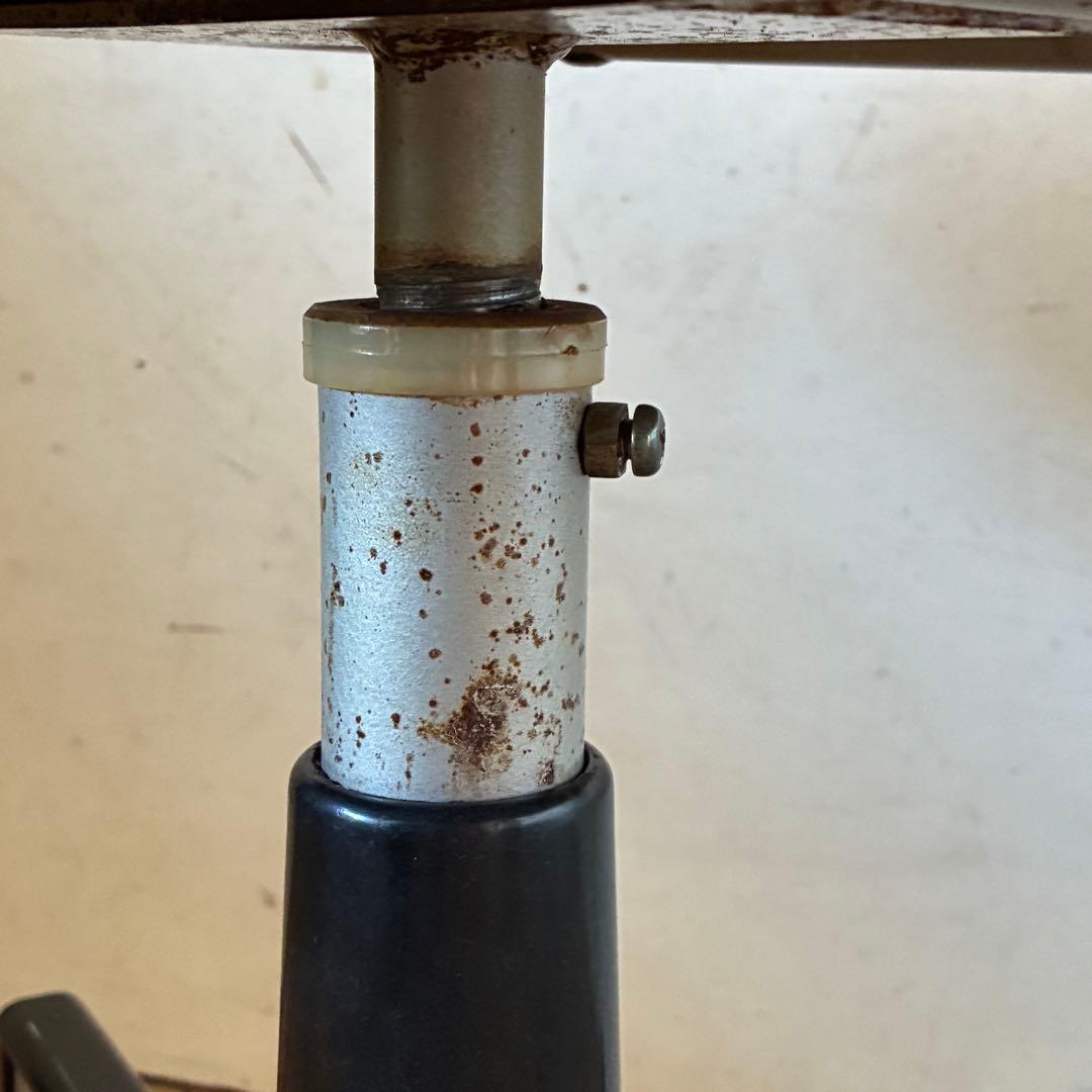 国産ヴィンテージ インダストリアル アームチェア キャスター 高さ調整 ②