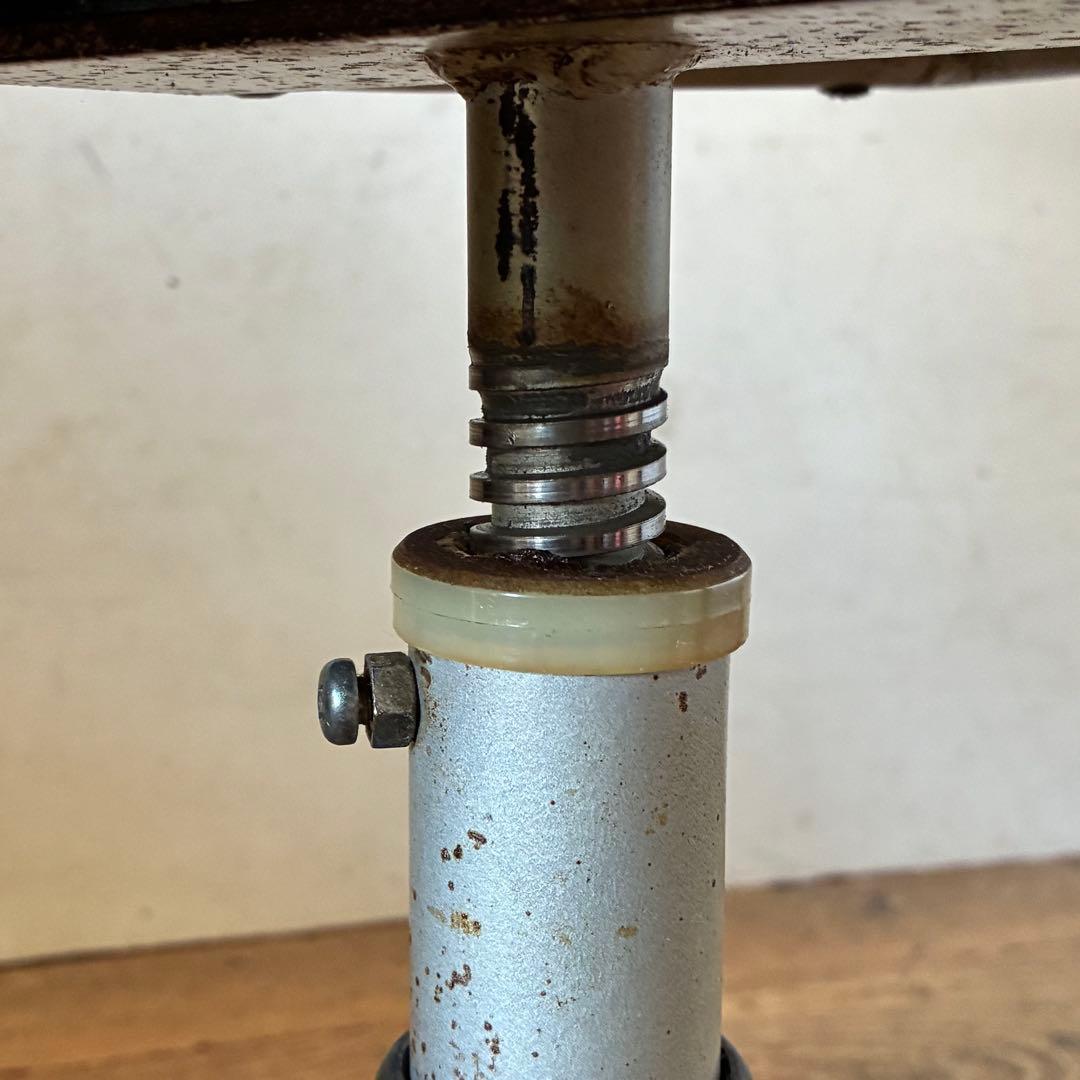 国産ヴィンテージ インダストリアル アームチェア キャスター 高さ調整 ②