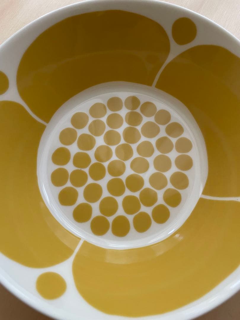 アラビア　スンヌンタイ　イエローのボウル　17㎝