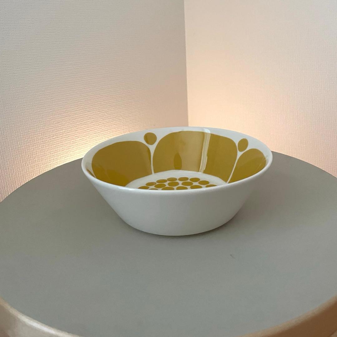 アラビア　スンヌンタイ　イエローのボウル　17㎝