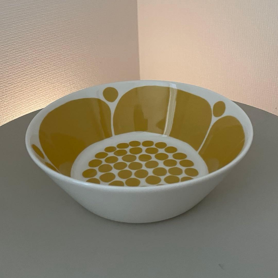 アラビア　スンヌンタイ　イエローのボウル　17㎝