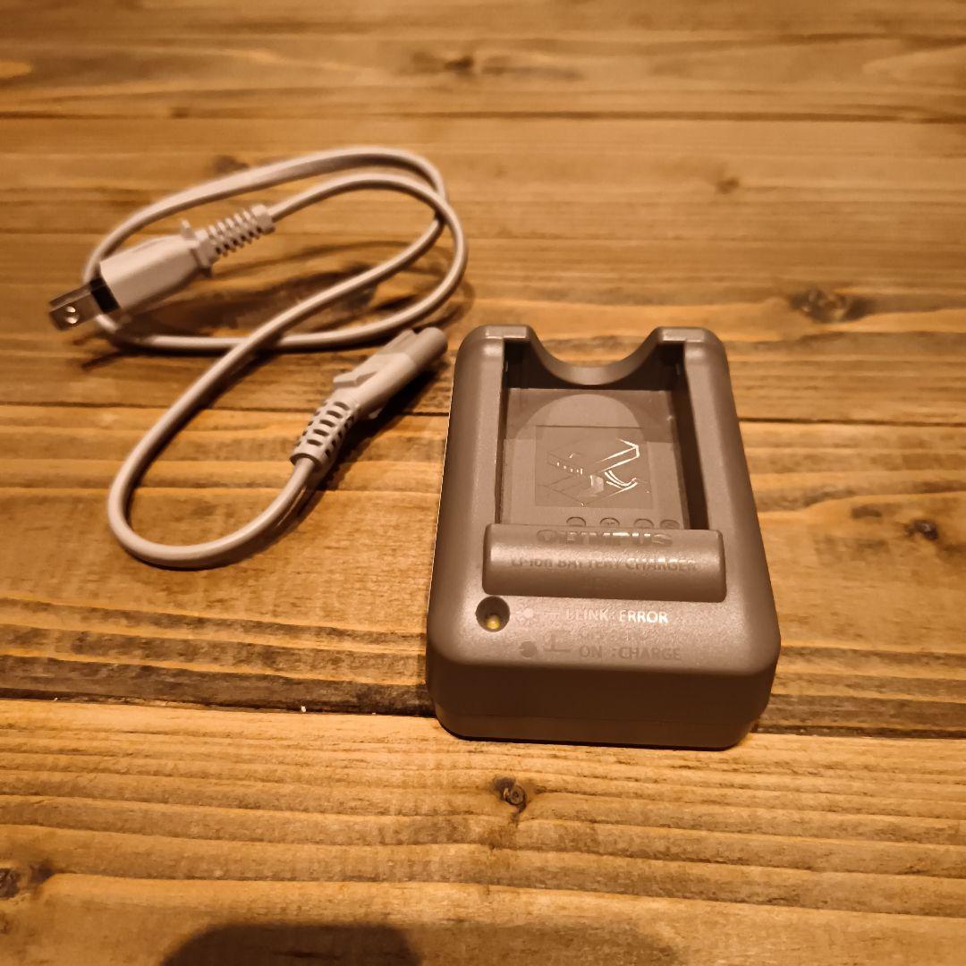 OLYMPUS PEN E-PL2 ダブルズームキット＆レンズアタッチメント3種