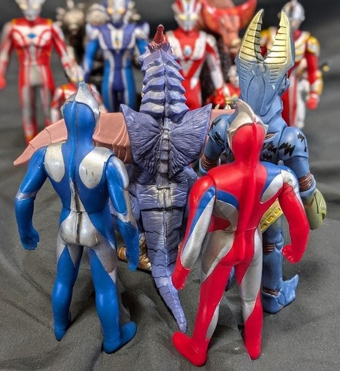 ウルトラマンコスモス・マックス・メビウス（バンダイ）10体セット＋３