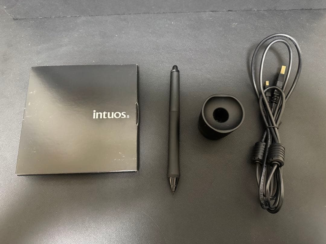 wacom ペンタブレット intuos5 touch PTH-650/K0