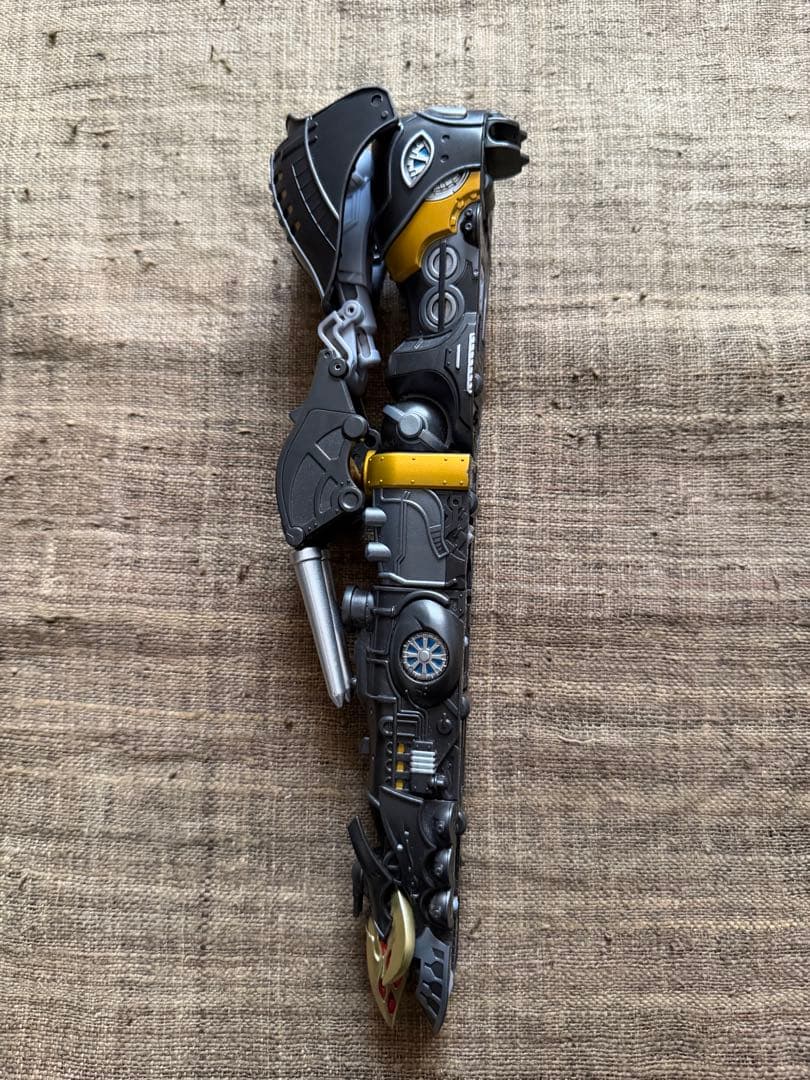 プレミアムバンダイ　列車戦隊トッキュウジャー　DX黒鉄変形クライナーロボ