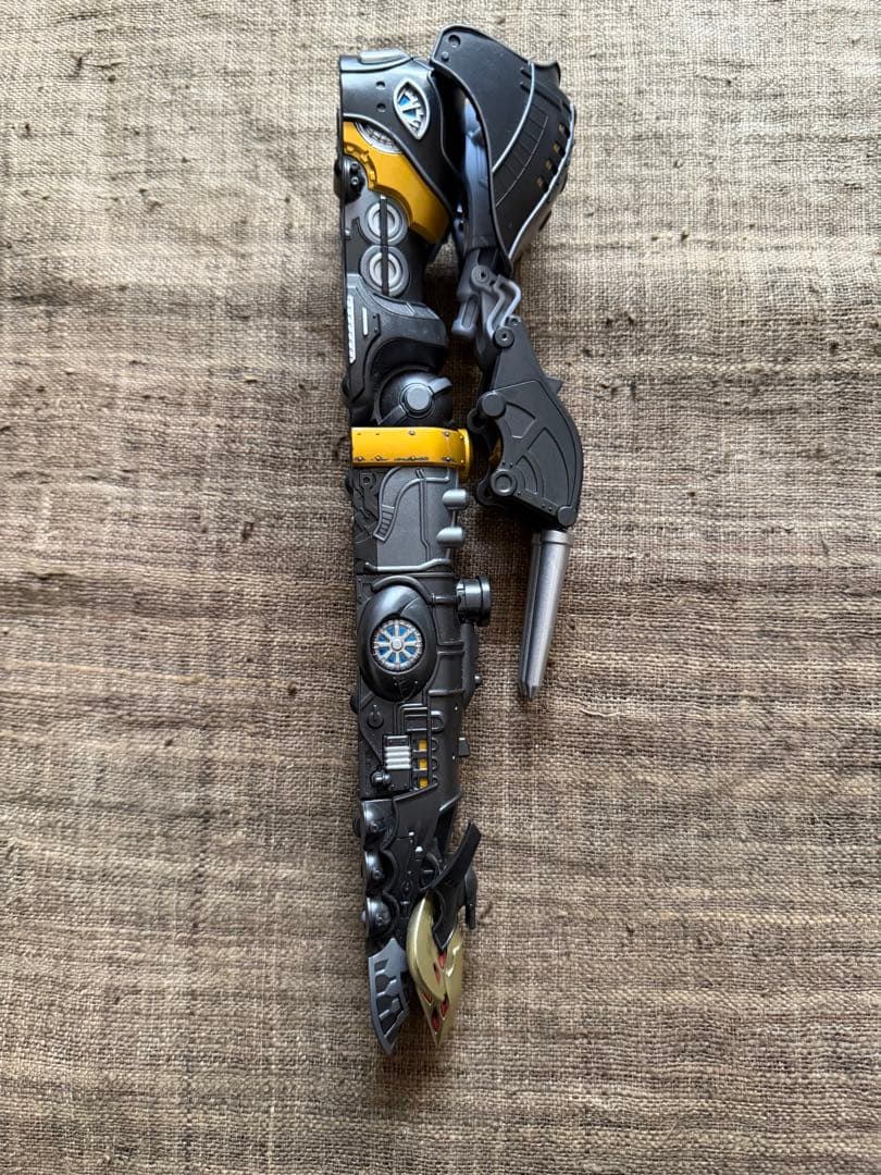 プレミアムバンダイ　列車戦隊トッキュウジャー　DX黒鉄変形クライナーロボ