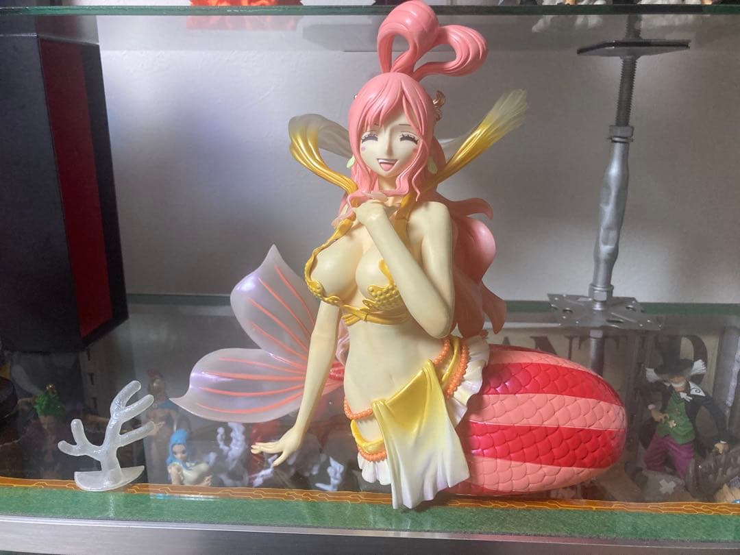 ワンピースフィギュア　しらほし ケイミー&パッパグ