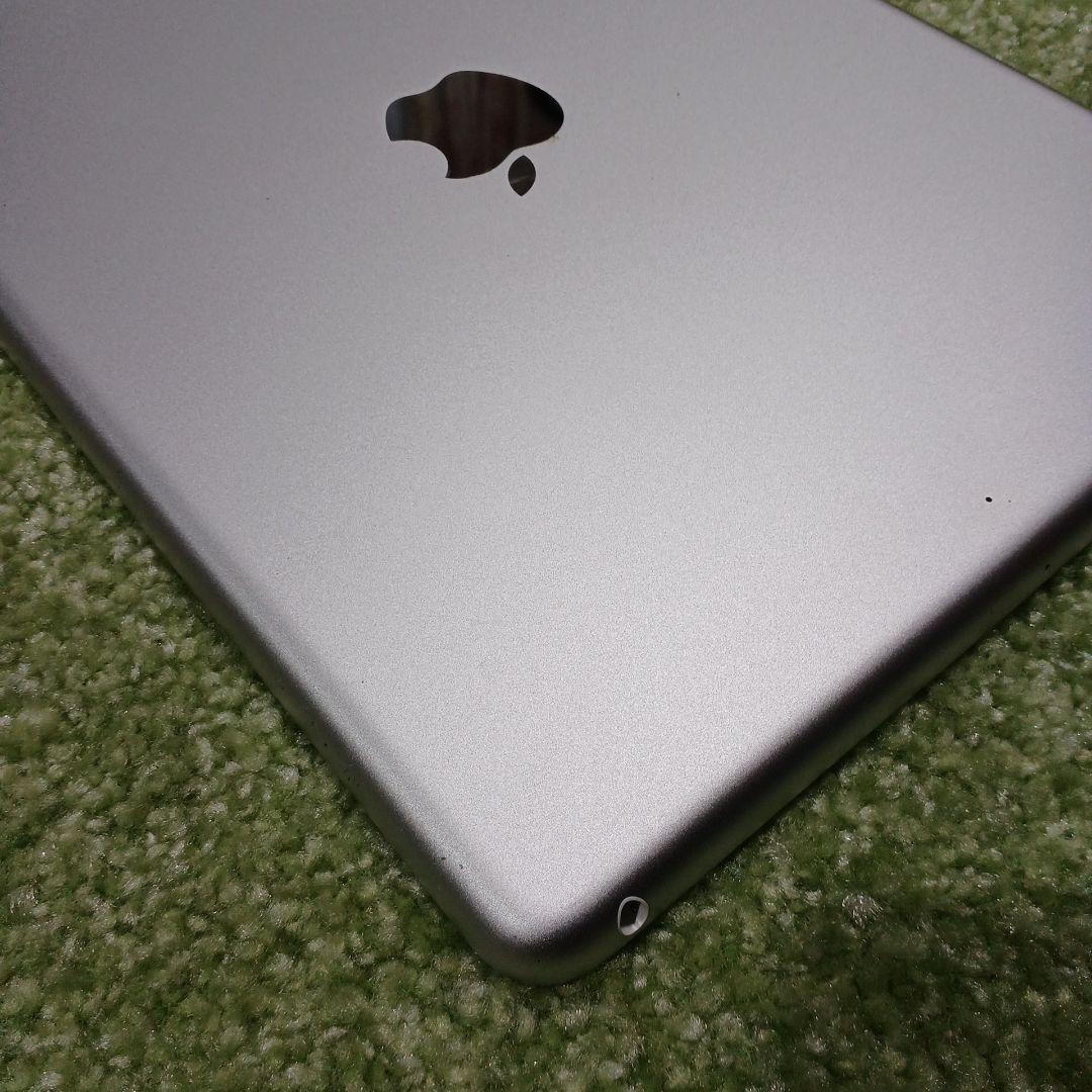 iPad 第6世代　32GB　わをん