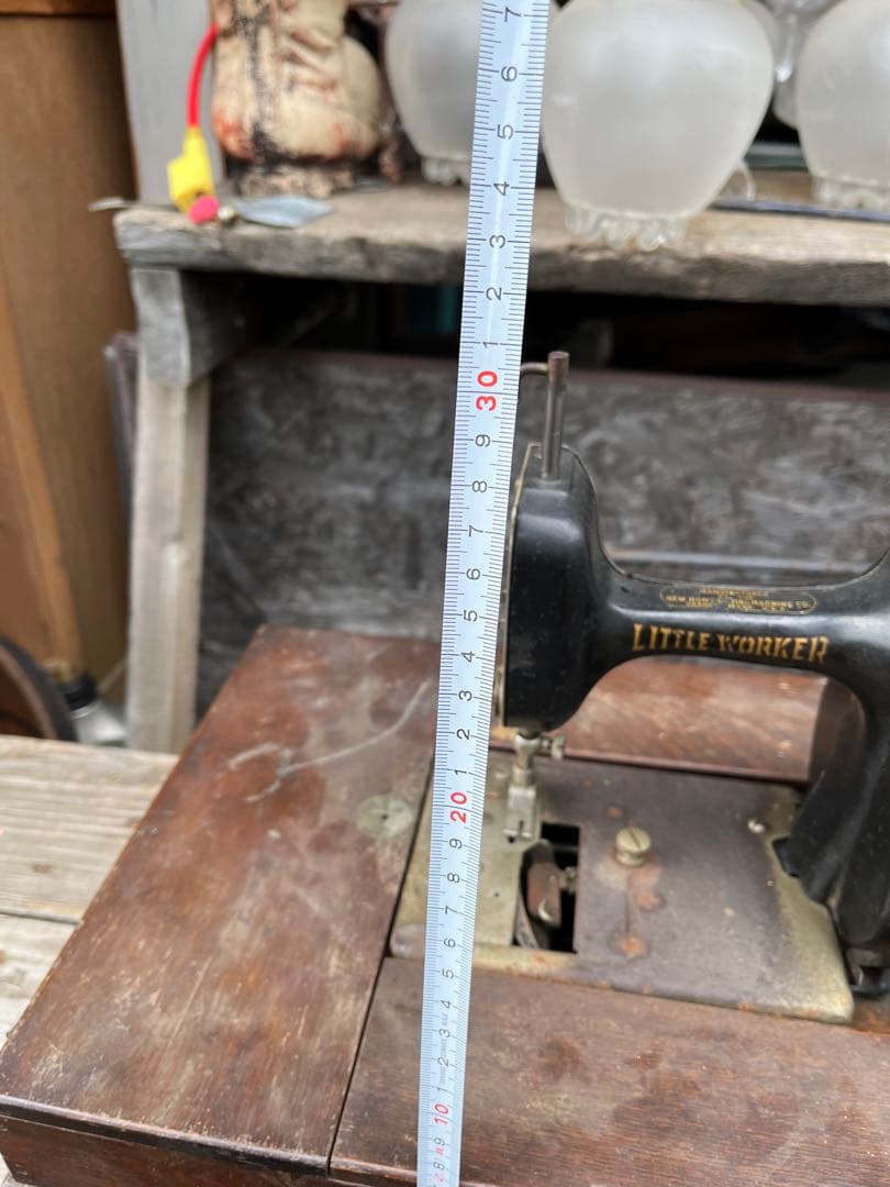 アンティーク手回しミシン、手回しミシン、木製ケース付き手回しミシン、