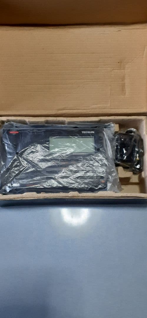 TECSUN PL-660 ワールドバンド受信機