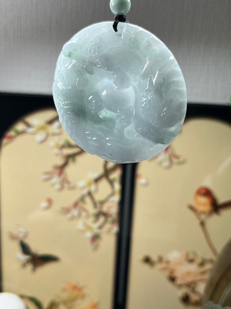 ミャンマー産天然A貨翡翠　『龍飛鳳舞』『龍鳳呈祥』ネックレス