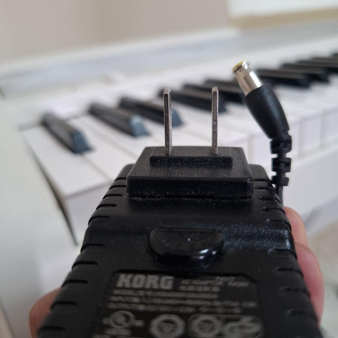 【廃盤品】KORG デジタルピアノ B1 ホワイト スタンド セット