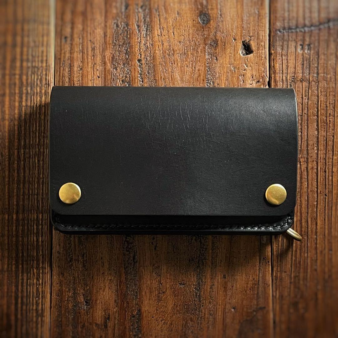 ミドルトラッカーウォレット CORE mid CRUST ブラック 真鍮