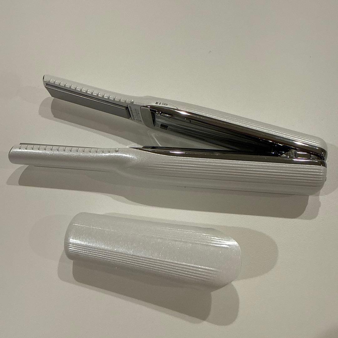 美品 リファ ストレートアイロン コードレス ミニ