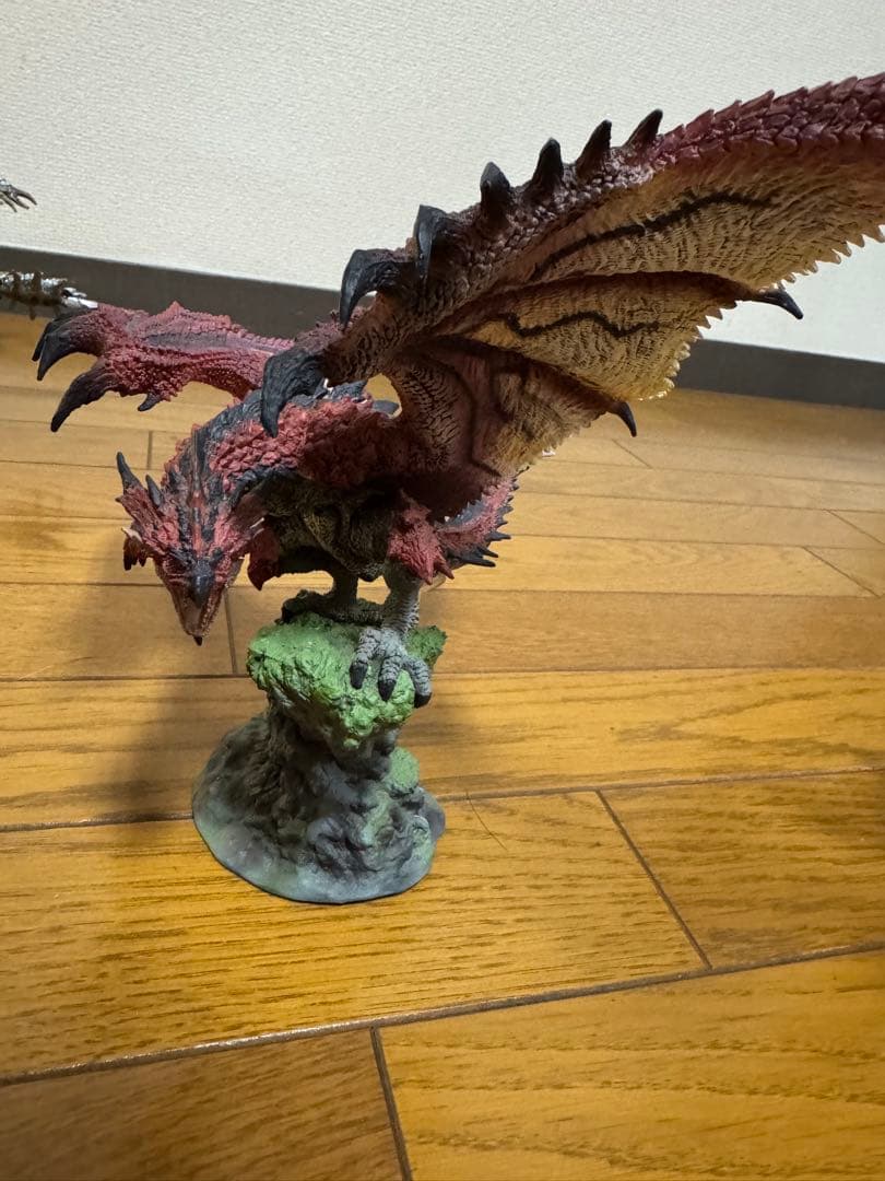 モンスターハンター一番くじリオレウス&クリエイターモデルリオレウスフィギュア