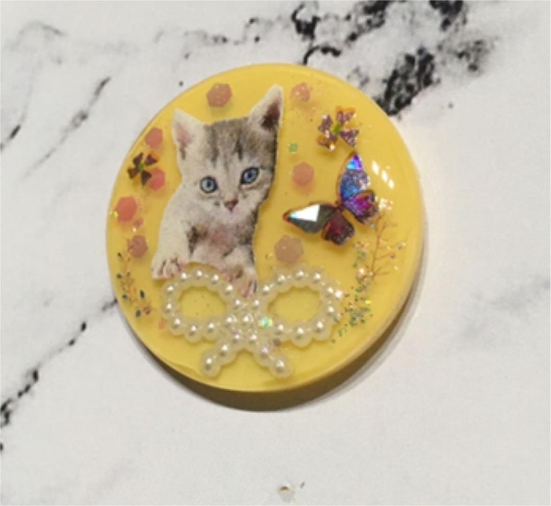 レジンヘアゴム、新作・リボン猫ちゃん