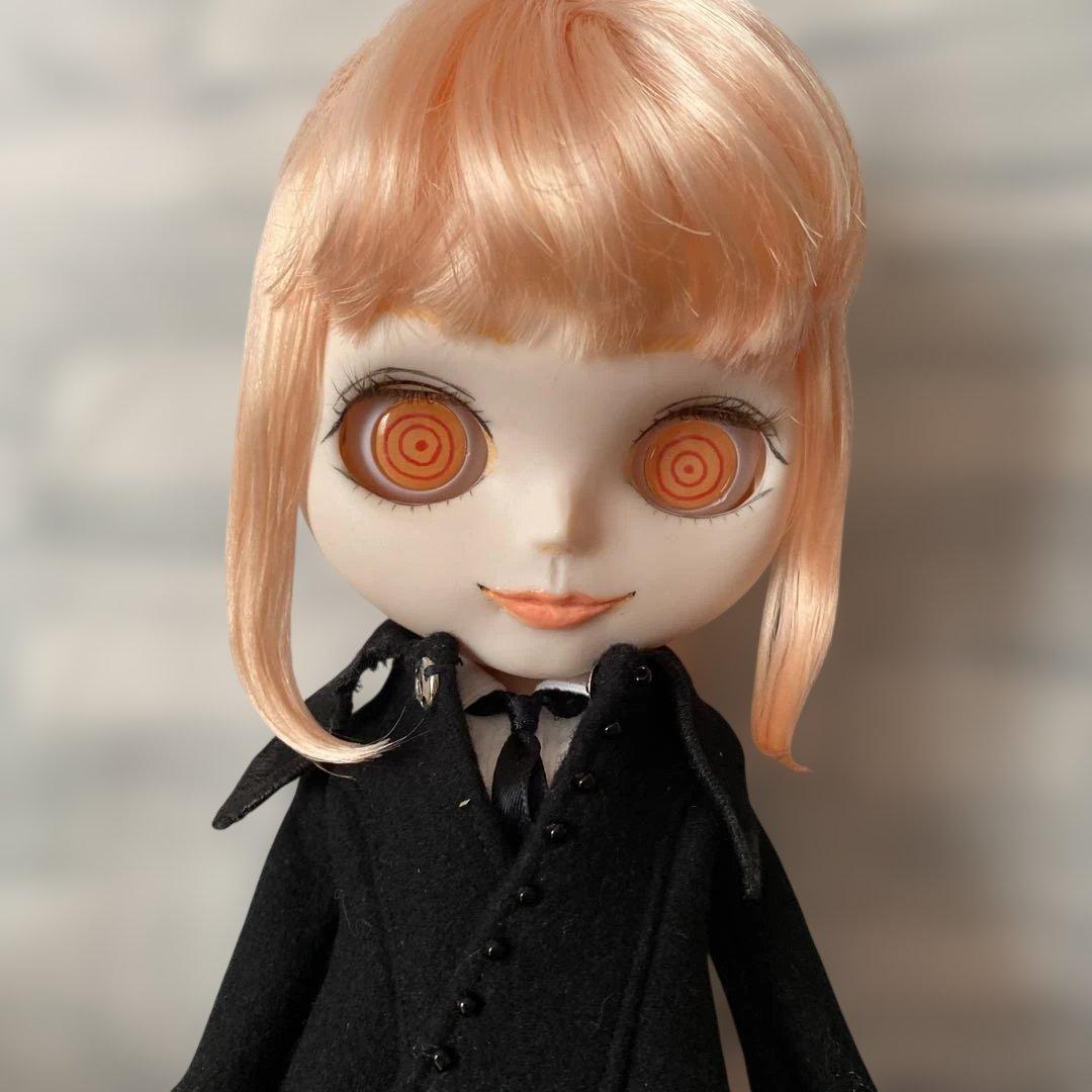 『キュートなマキマ』カスタムドール #チェンソーマン アイチップ全て同柄