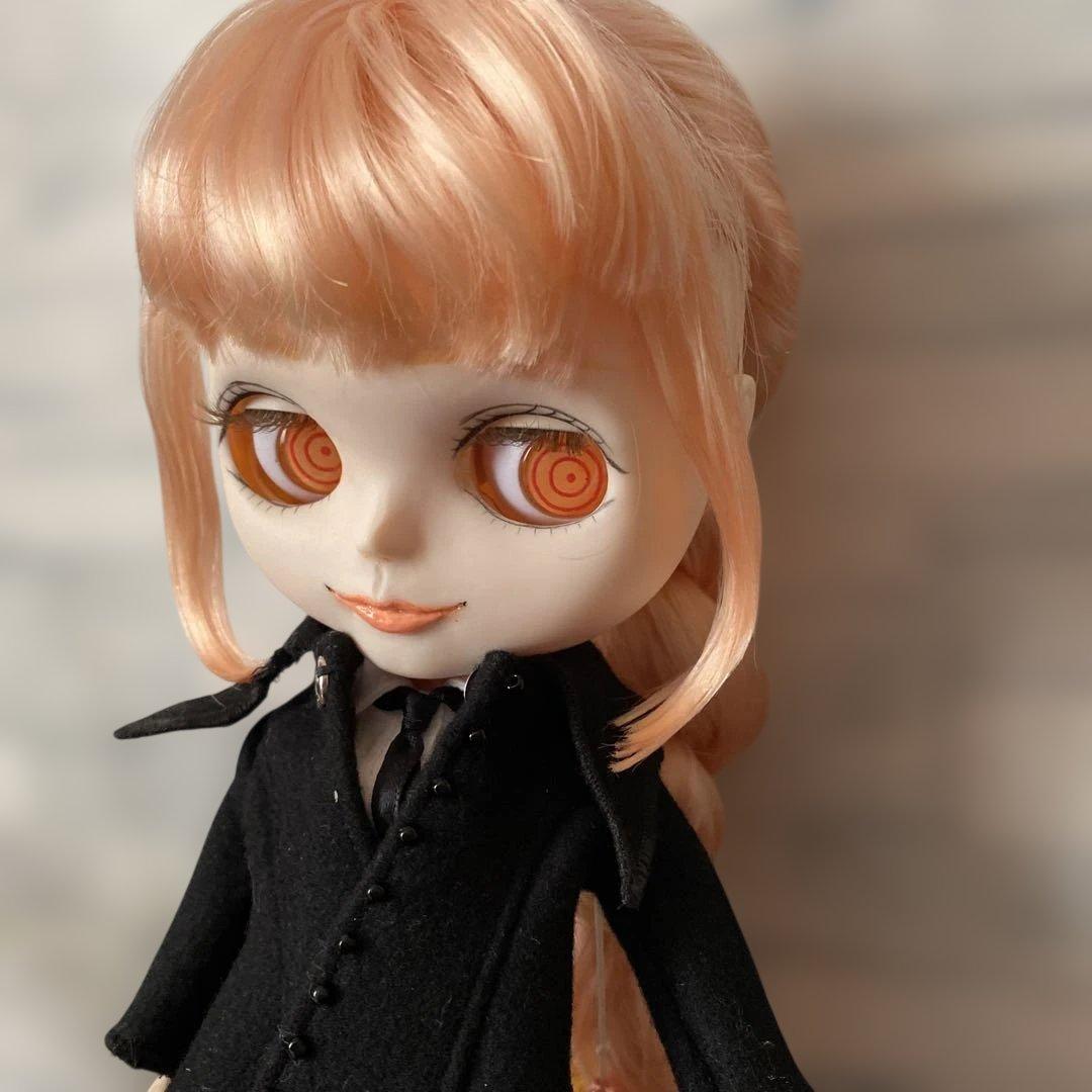 『キュートなマキマ』カスタムドール #チェンソーマン アイチップ全て同柄