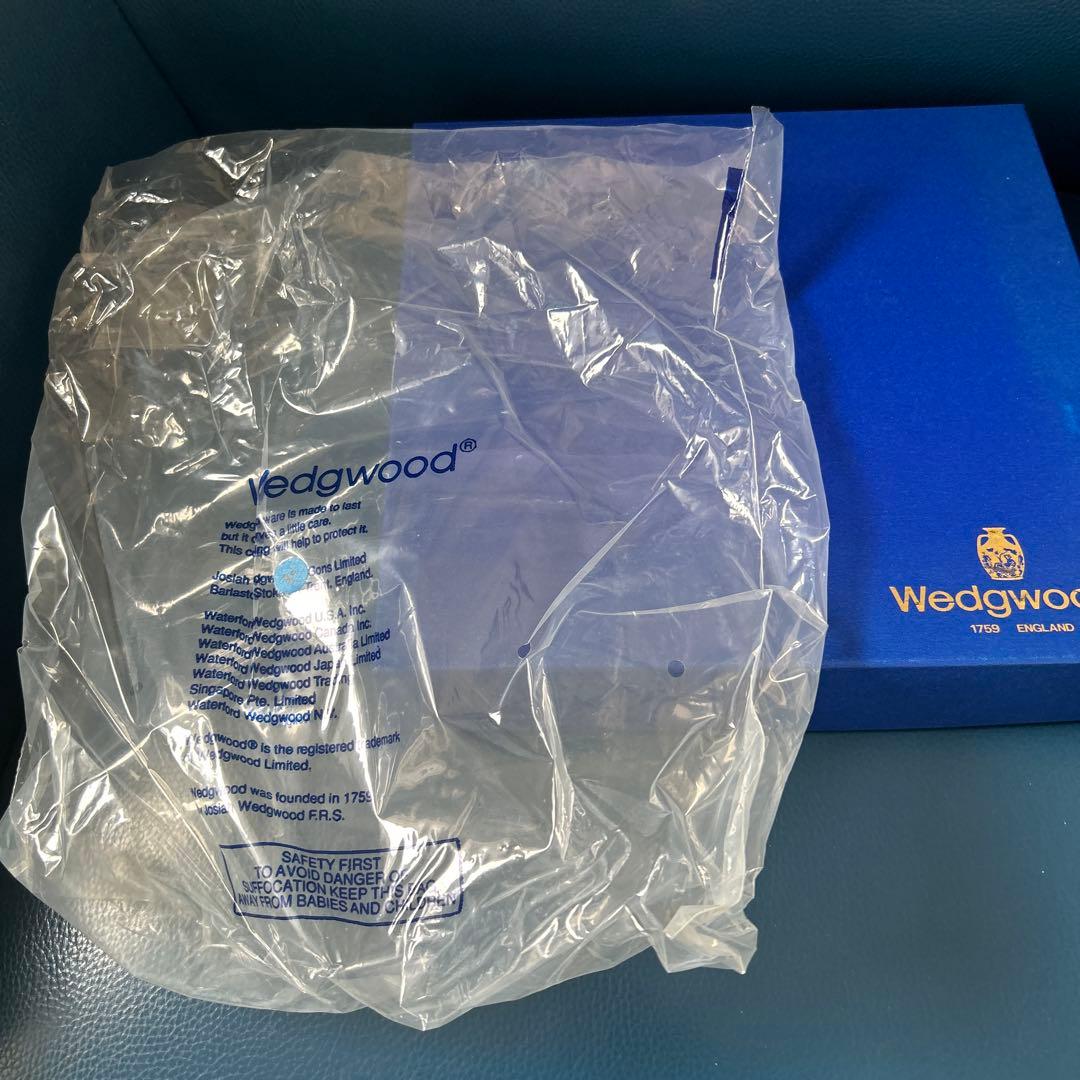  新品ウェッジウッド CUCKOO フルーツ皿 大皿 器 花柄