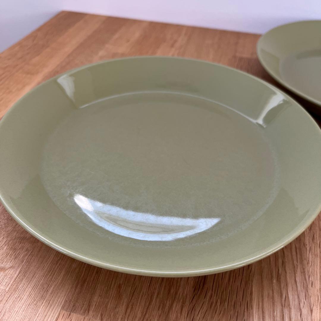 イッタラ  ティーマ21cm オリーブグリーン×2枚