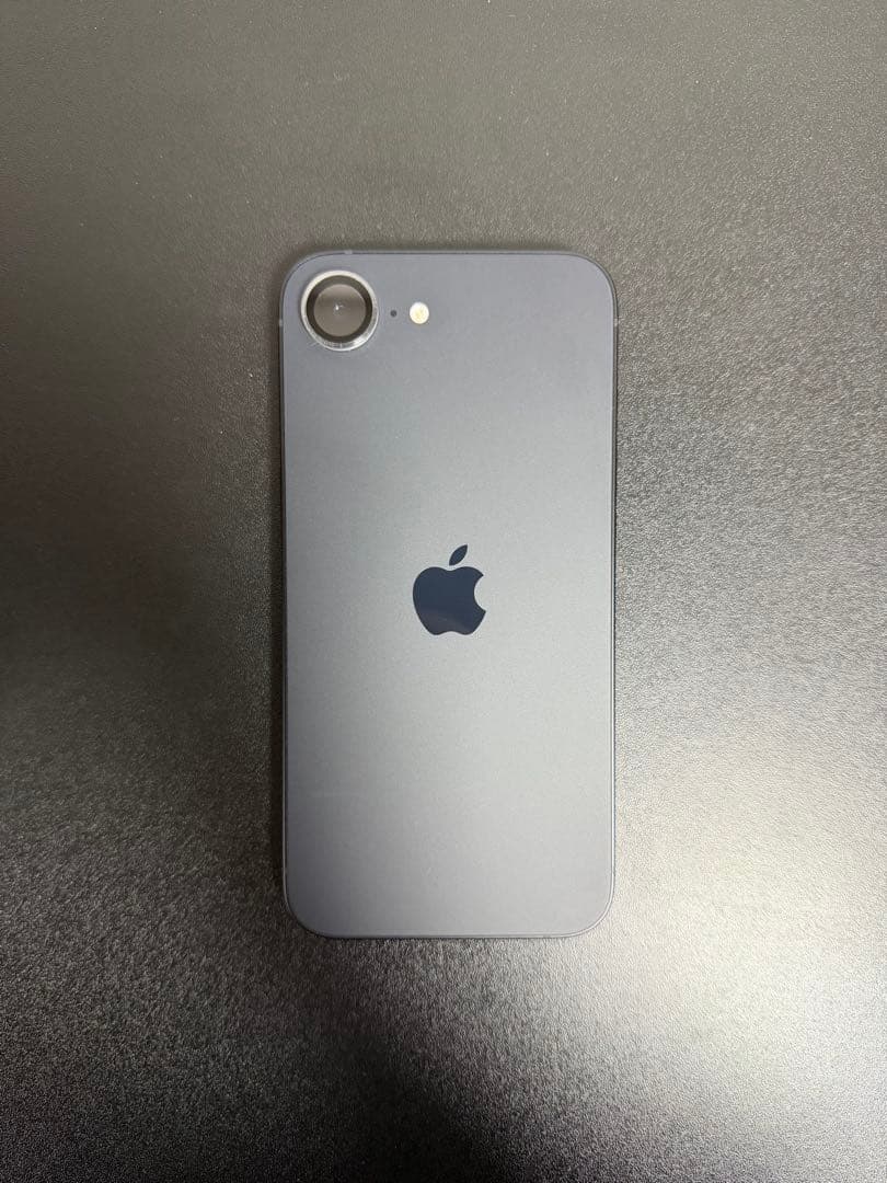 iPhone 16e 128GB ブラック バッテリー容量100%