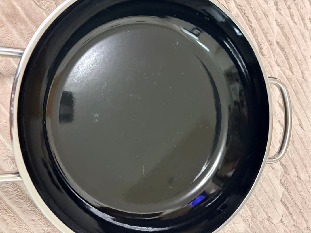 タイムセール　Silit 両手鍋 ブラック 25cm