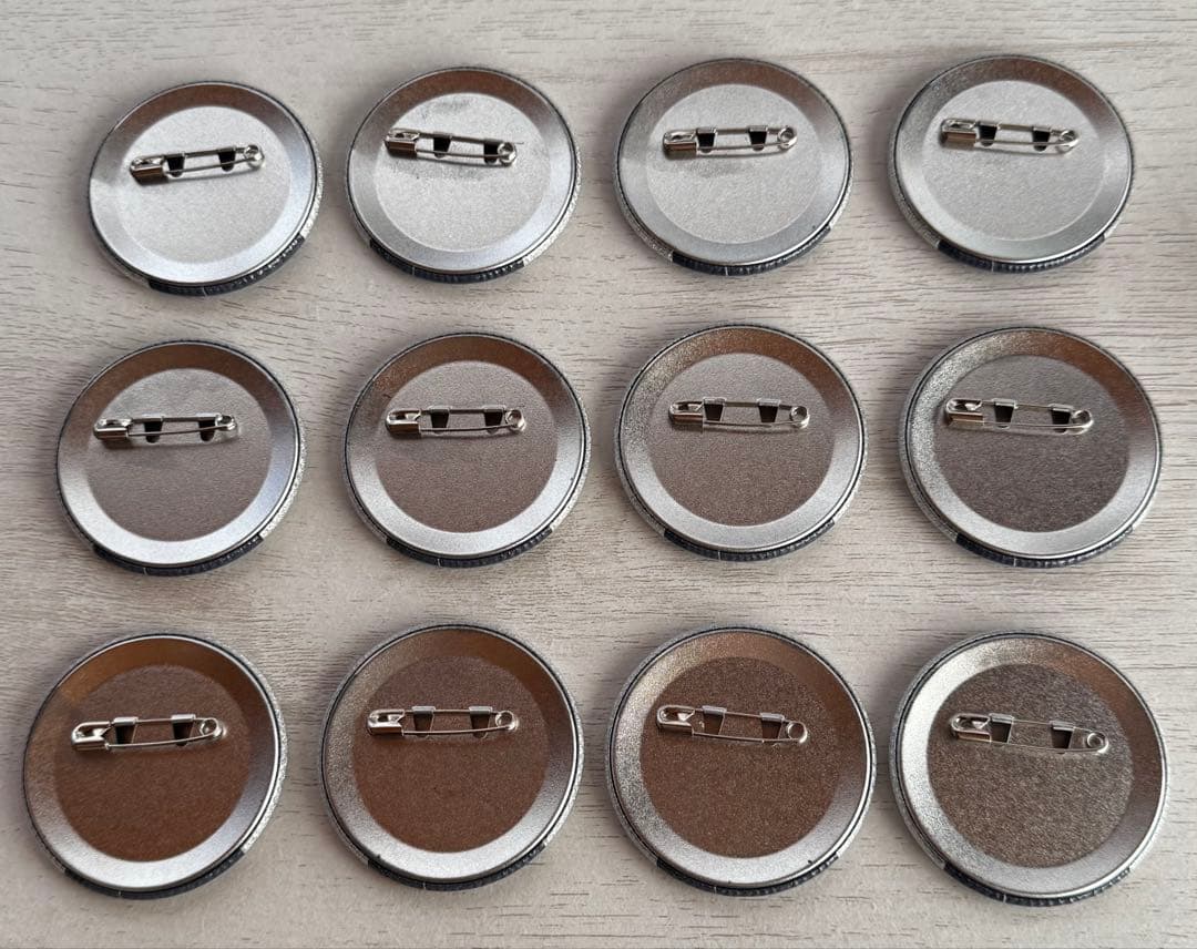 叢雲 添 エイトリ 18trip 缶バッジ spoon 12個