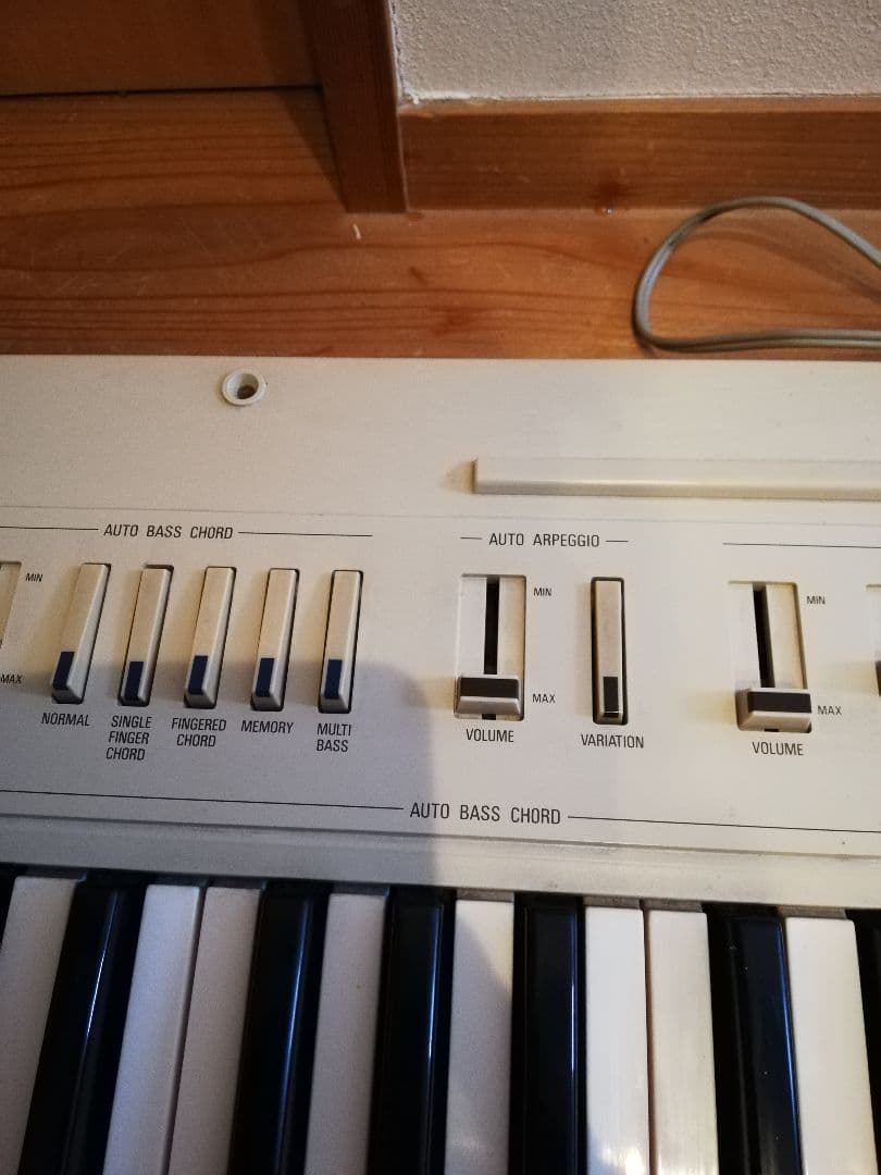 ヤマハYAMAHA PS-30 キーボード　ケース付