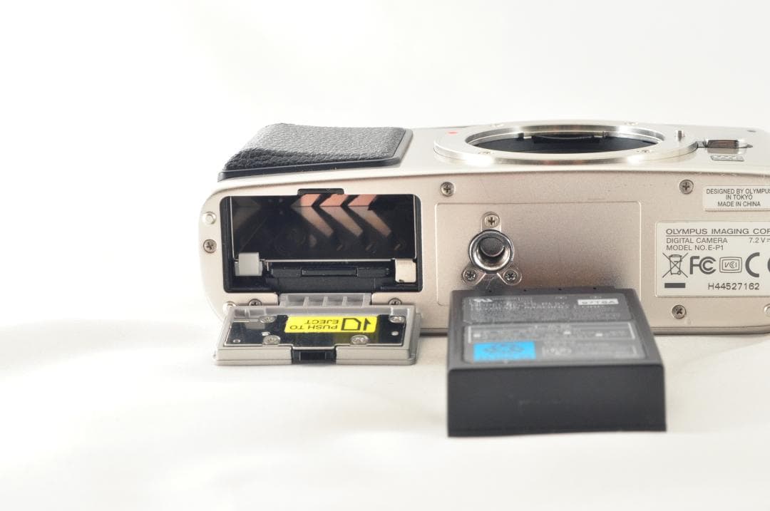 【C1110】OLYMPUS オリンパス PEN E-P1 シルバー