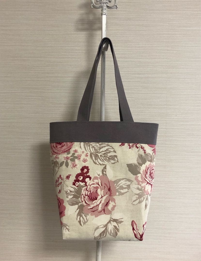 薔薇プリントバケツ型大きめトート