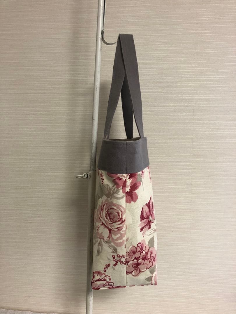 薔薇プリントバケツ型大きめトート