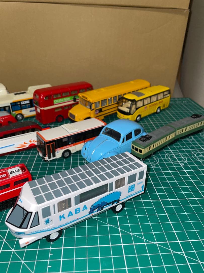 まとめ　80個以上　ミニカー　飛行機　電車　キーホルダー　プルバックカー