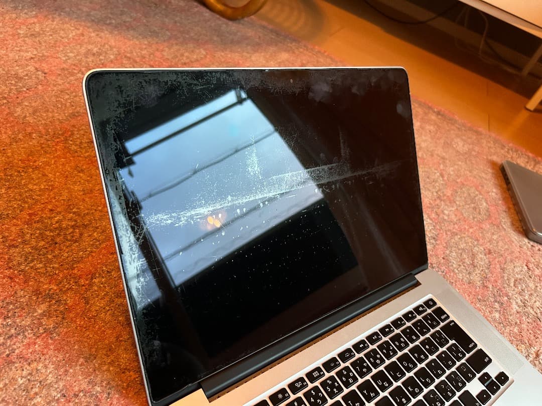 macbook pro 15インチ 2015 i7 16gb 256gb