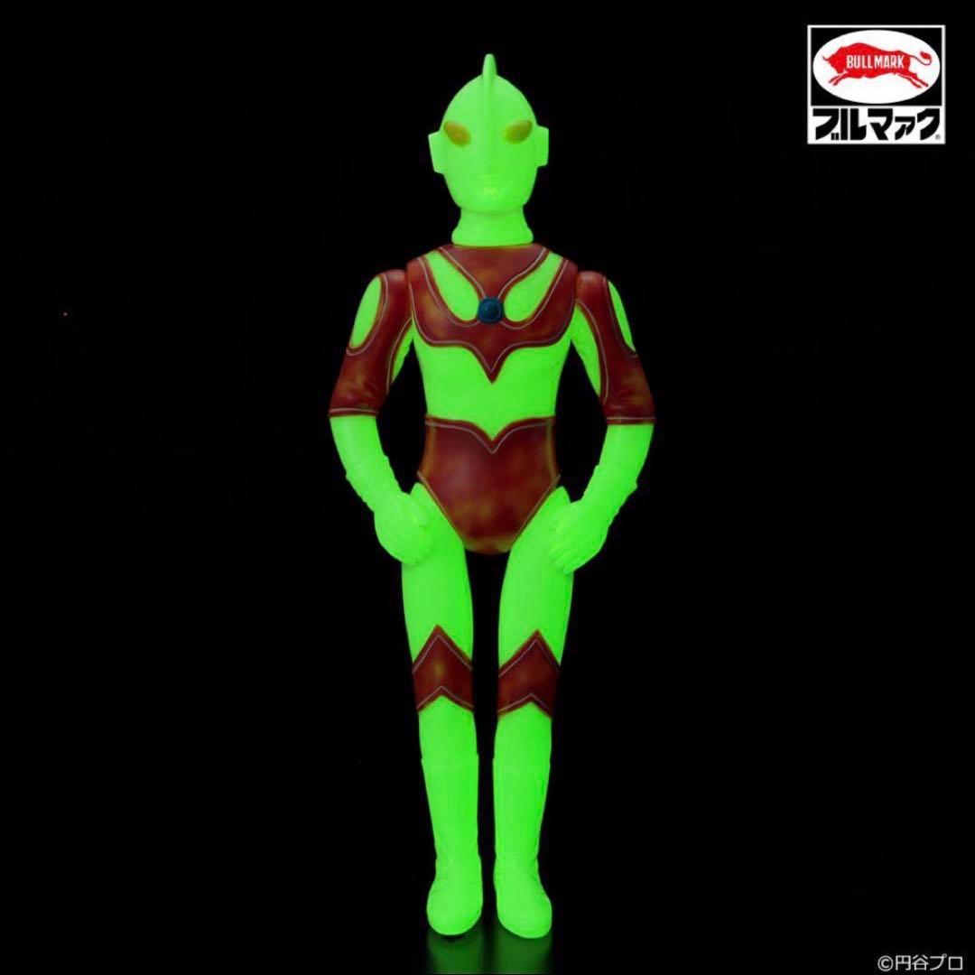 G帰ってきたウルトラマン(蓄光) フィギュア王限定カラー