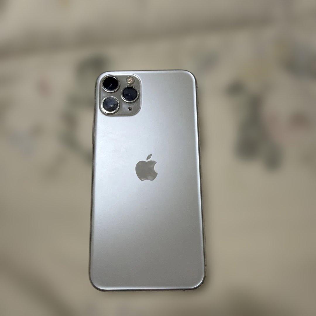 iphone 11 pro 256GB シルバー　本体純正ケース付　ジャンク品