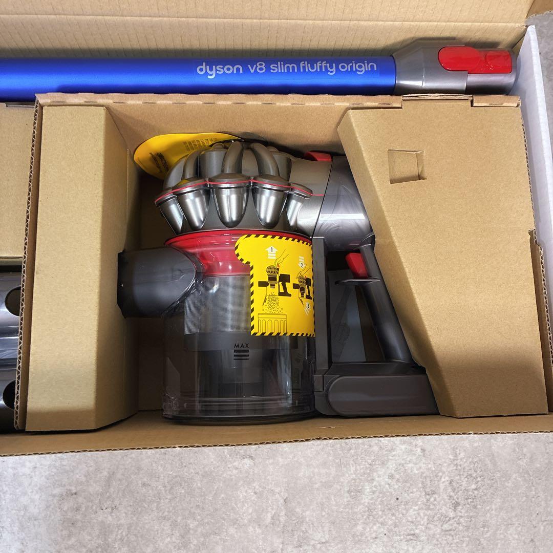 【未使用】Dyson ダイソン V8 Slim Fluffy SV10K 掃除機