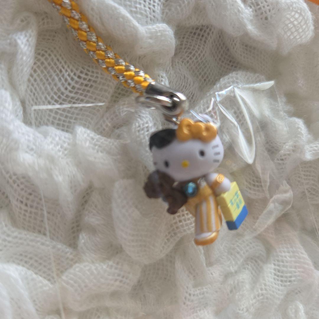 ご当地キティ　東京限定　東京駅一番街バージョン　黄