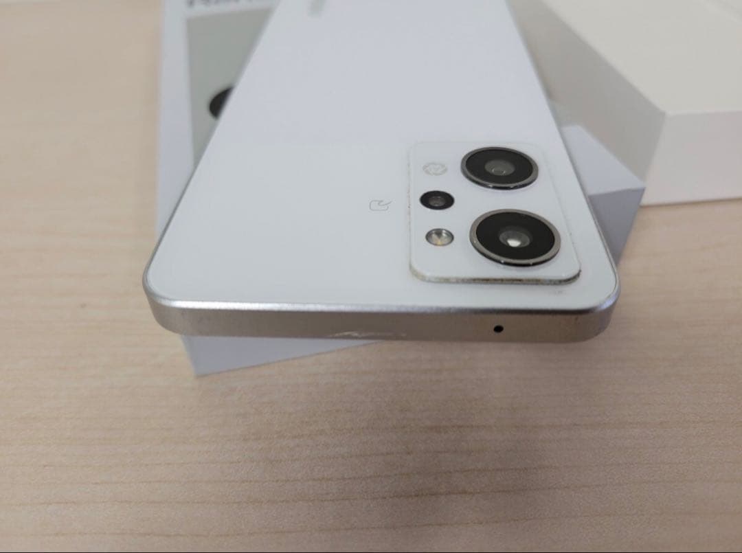 良品 OPPO Reno9 A ムーンホワイト A301OP