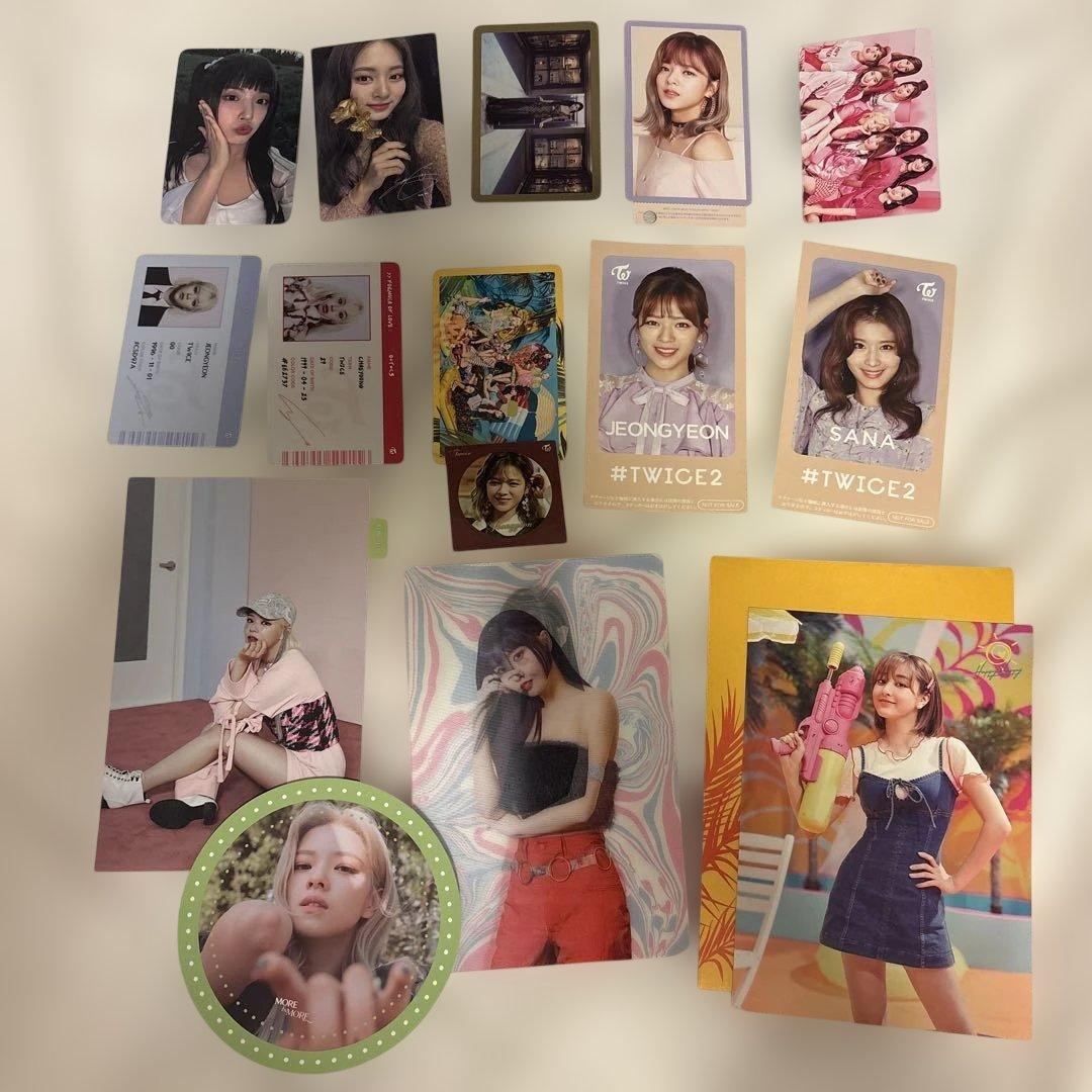 TWICE トレカ　缶バッチ　まとめ売り