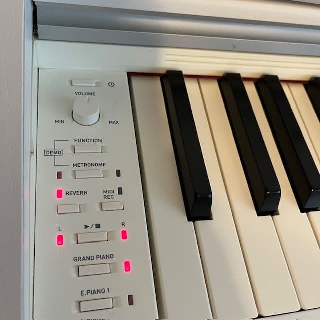 CASIO　Privia PX770　電子ピアノ 21年製